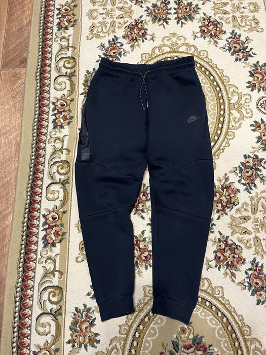 Штаны Nike Tech Fleece