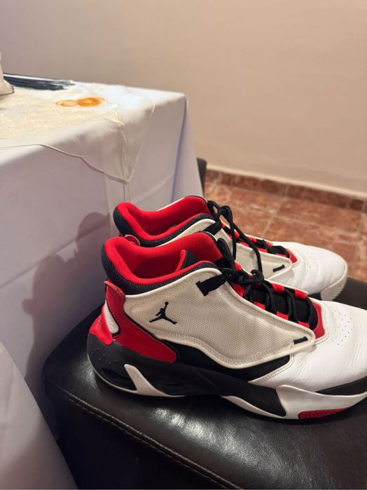 Яке moncer и обувки