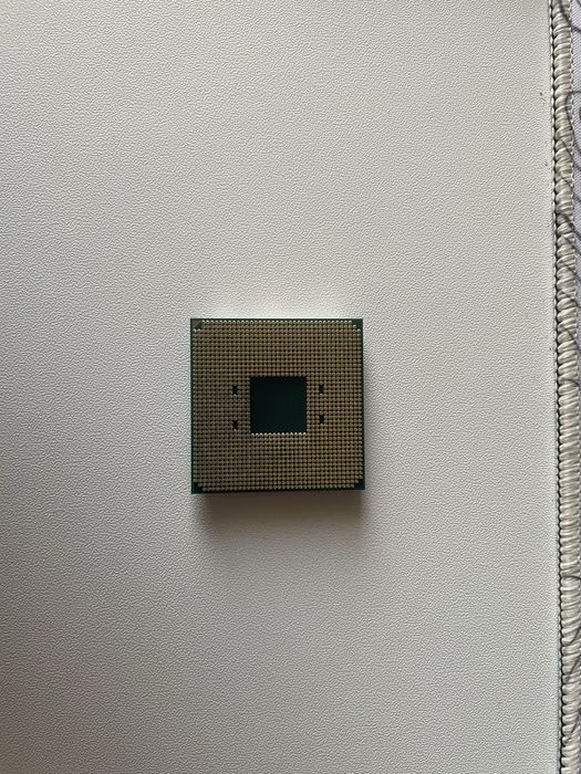 Msi MAG B 550 Tomahawk Ryzen 7 5700x3d 32 gb 2x16 4000mh kingston