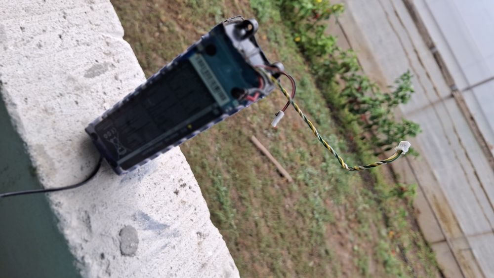 Vând baterie xiaomi