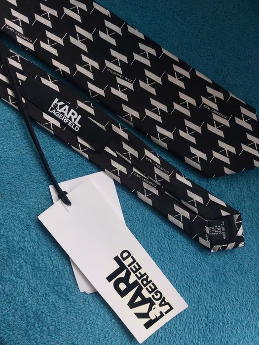 Cravata Karl Lagerfeld Originală