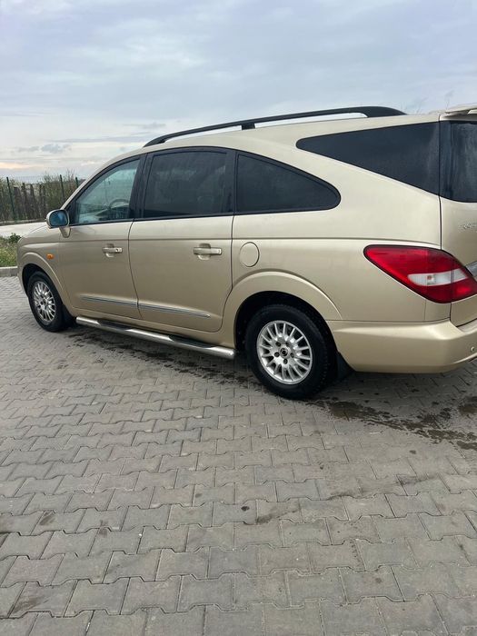 De vânzare – autoturism diesel, 2.7L, 121 kW (165 CP)