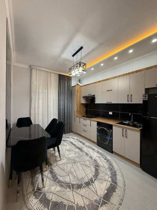 Продается 3 ком. Квартира площадью 85 кв.м. В Микрорайоне ор. Дамир