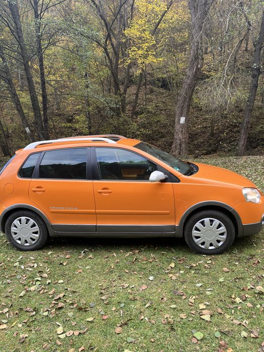 Volkswagen Cross Polo