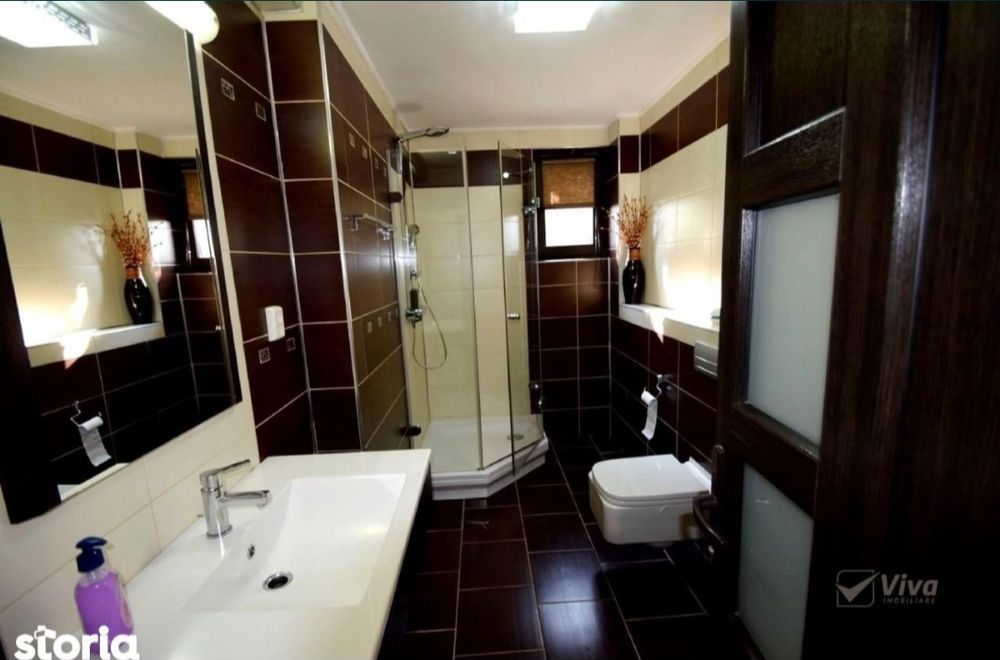 Vila  în Valea Lupului, 350 m2