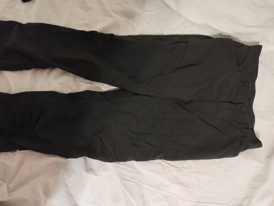 Pantaloni măsura 36