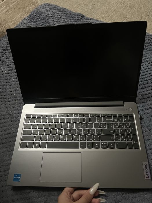 Продам новый ноутбук Lenovo — не использовался