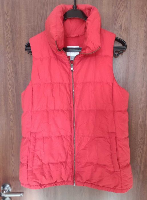 Стилен топъл елек от Old Navy, размер M/малък Л