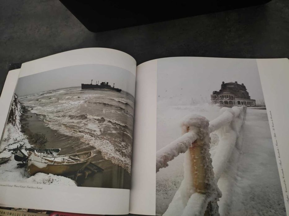 Carti x 2-Atlas istoric ilustrat al Rom 95pg&carte de fotografii,132pg