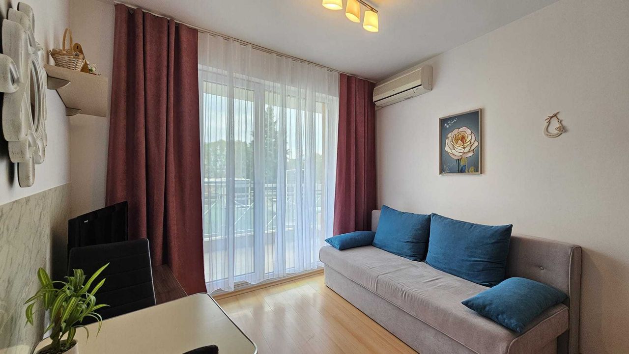Продава се Двустаен апартамент в к.к. Слънчев бряг - 45 кв.м за 1000 €/кв.м - Снимка #6