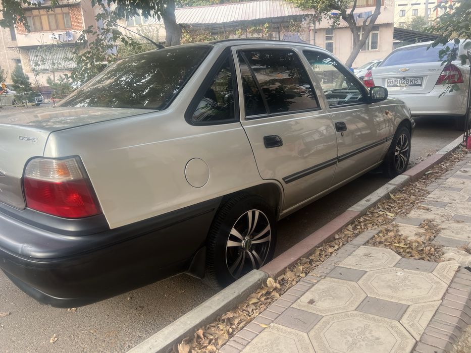 Нексия Донс  Ген Бор