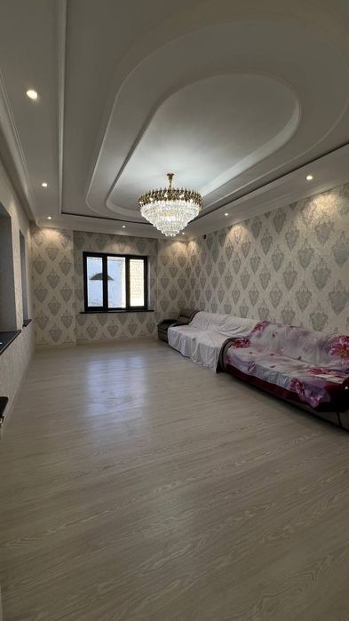 Янги курилган ховли. Юнусобод Хасанбой