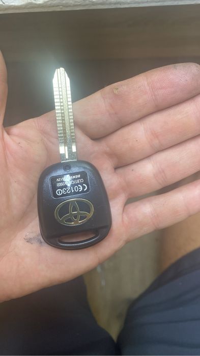 Вскрытие авто ремонт замков зажигания 24/7 ключ потерял заклинил замок