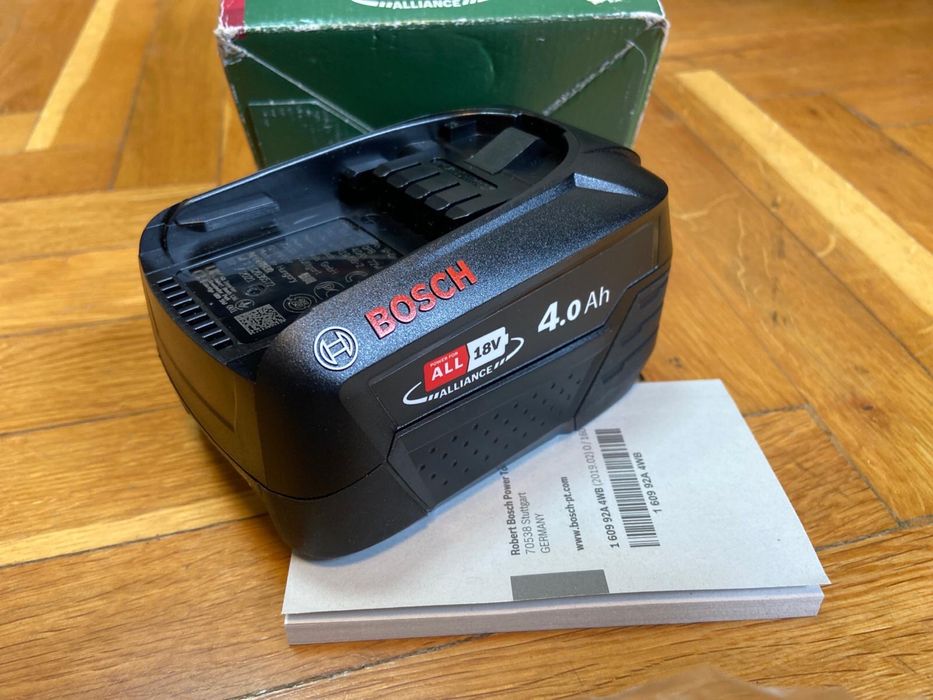 AcumulatorNou 18V, 4Ah, tip power for all, nou,original Bosch/Gardena.