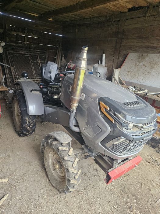 Tractor 22CP 4x2 cu freza, plug si cardan BAISAN