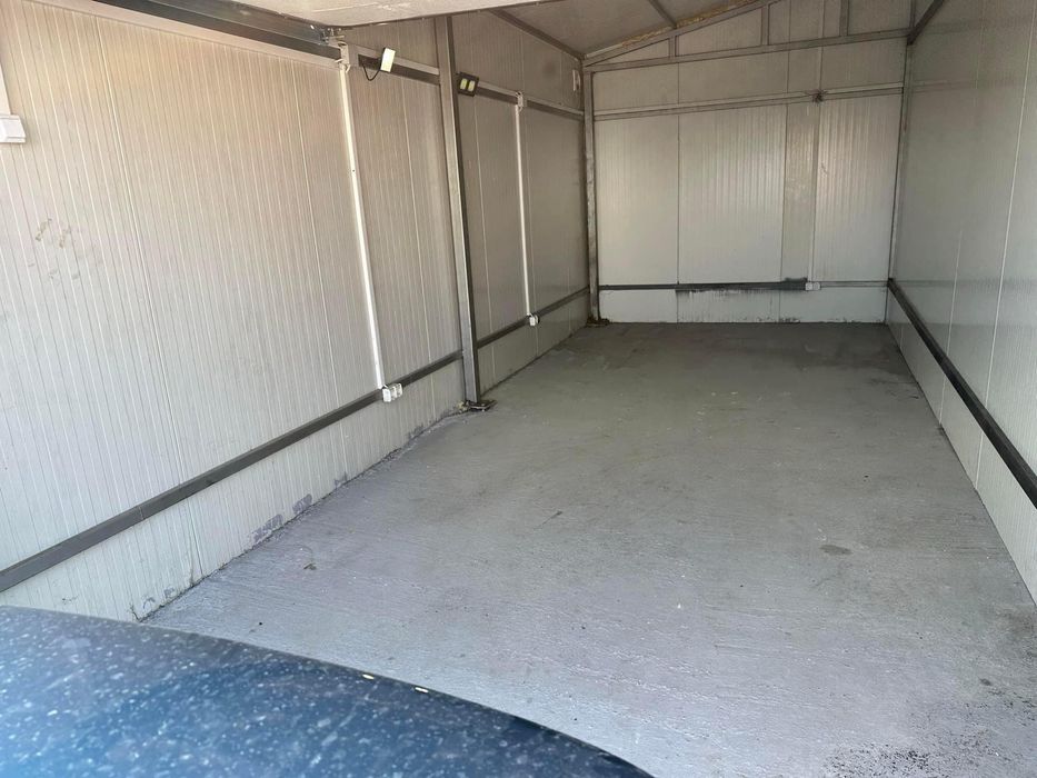 Spatiu depozitare masina sau motociclete etc