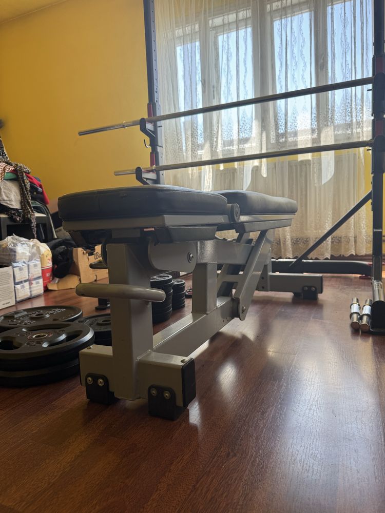 Banca reglabila Techogym Pure strength - profesionala