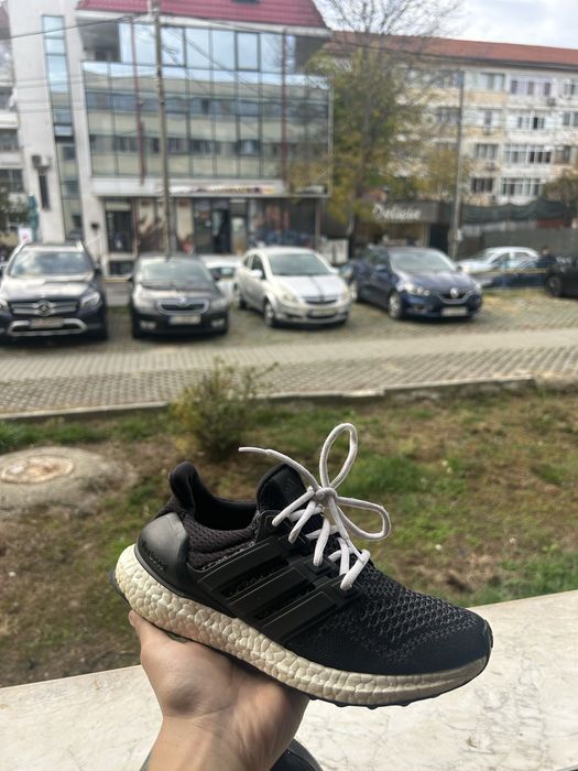 Vand Adidasi Adidas UltraBoost