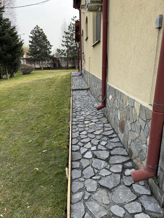 Vand piatra de munte si montez