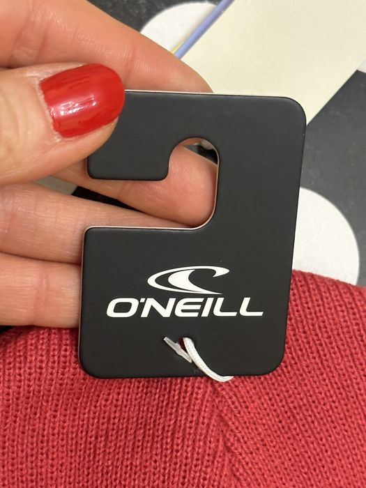 Căciulă marca O’NEILL, nouă, cu etichetă