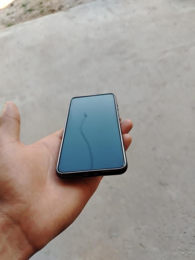 Samsung s21 5g telefon chotki