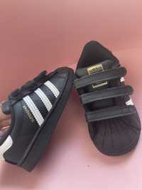 Adidas superstar 22