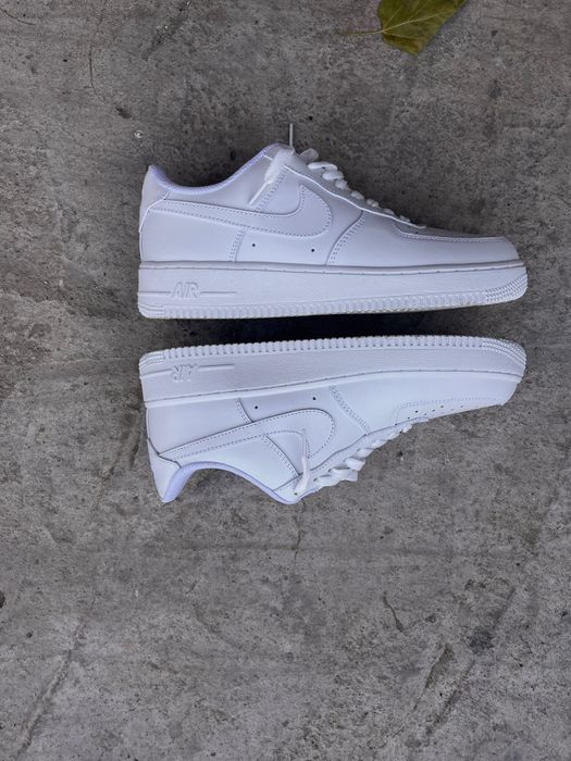 Air force 1 triple white