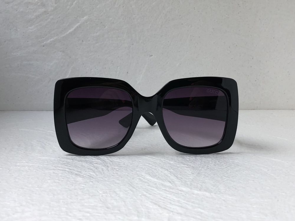 Gucci Дамски слънчеви очила черни квадратни GU 0083