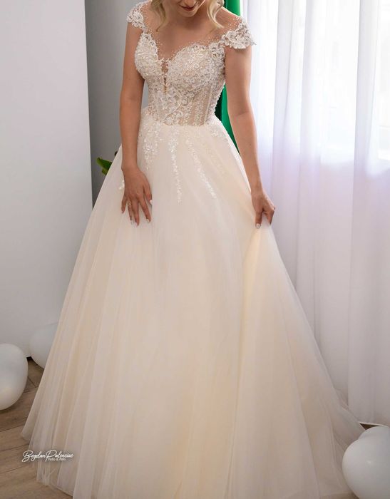 Rochie mireasa tip A