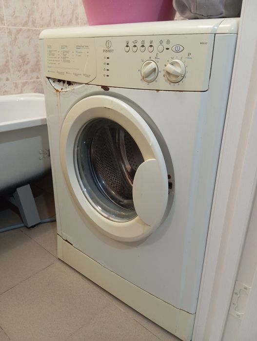 Продам стиральную машину