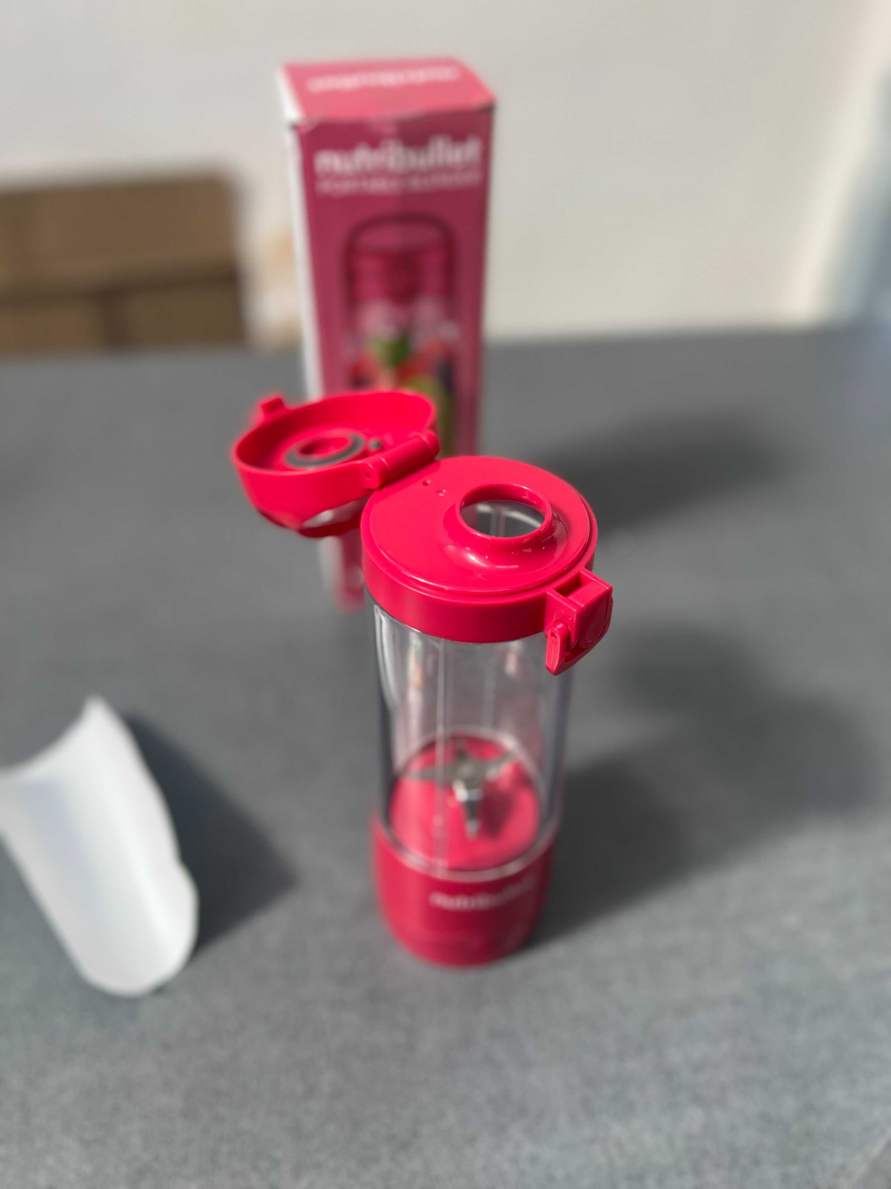 Преносим блендер Nutribullet ,475мл