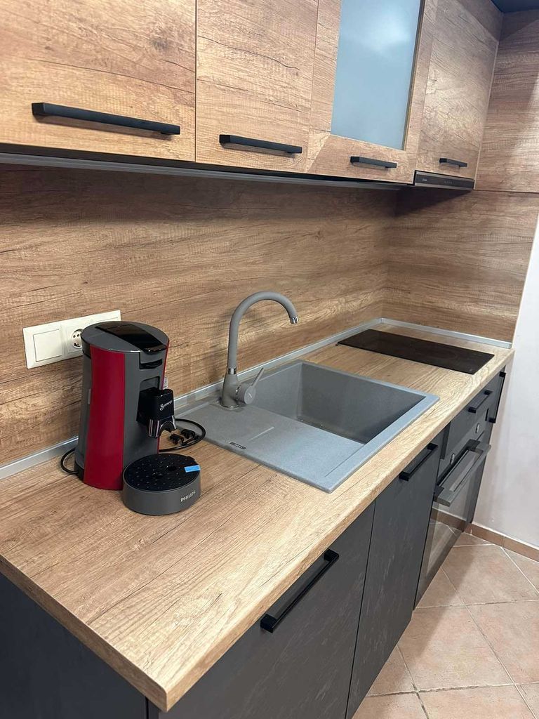 Продава се Едностаен апартамент в Бургас, Център - 42 кв.м за 1310 €/кв.м - Снимка #7