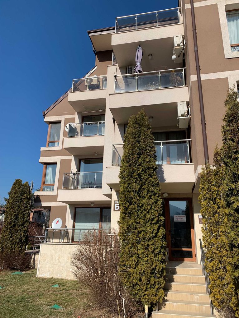 Дава се под наем Двустаен апартамент в София, Бояна - 55 кв.м за 714 € - Снимка #13