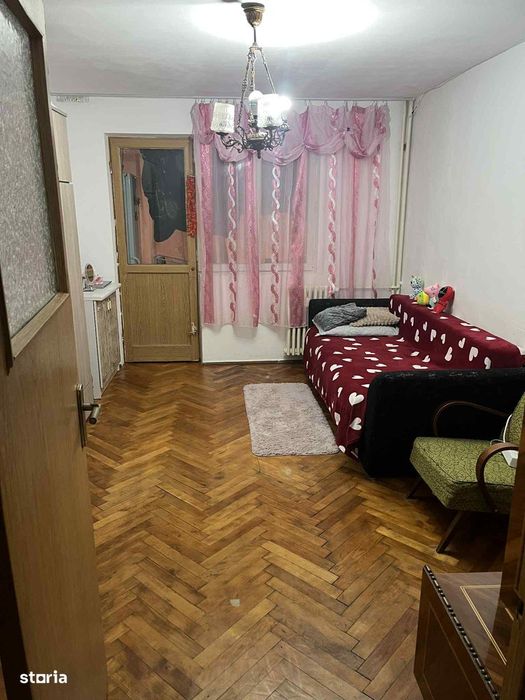 Apartament 2 camere, mobilat, etaj 3/4, fara risc, Podu Ros