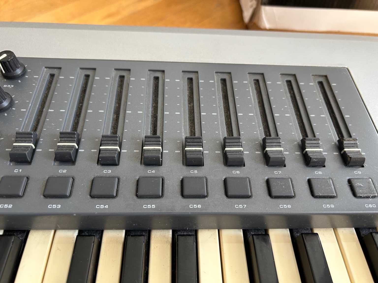 M-Audio Keystation Pro 88 + Sustain педал – MIDI контролер