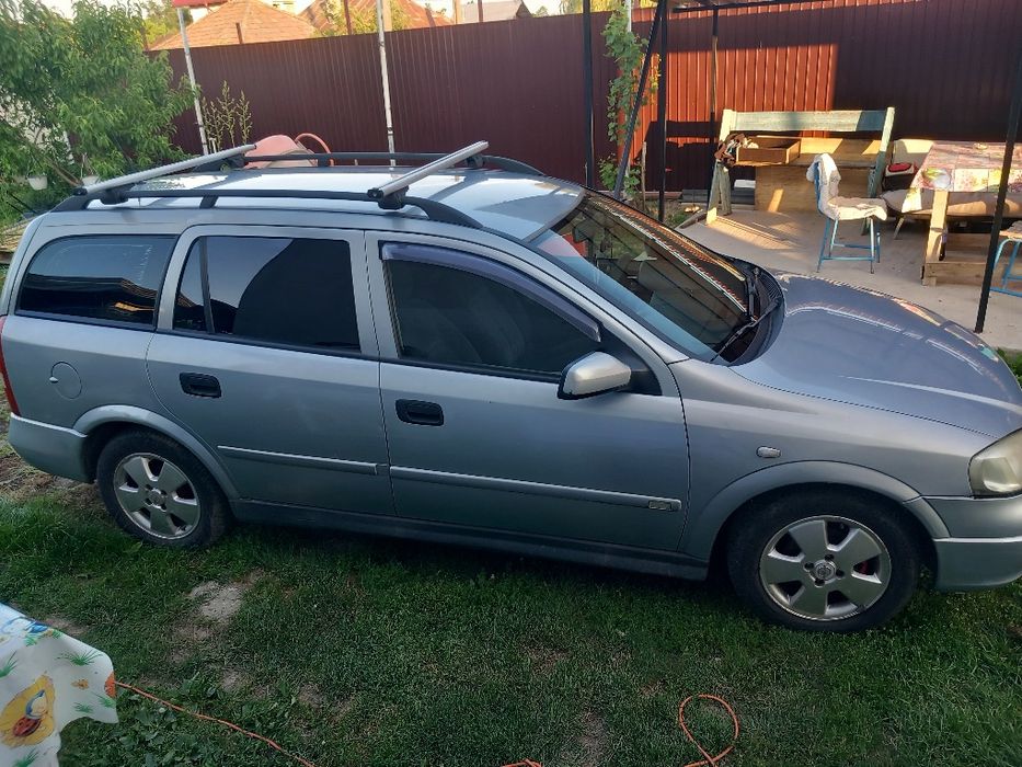 Vând Opel astra g