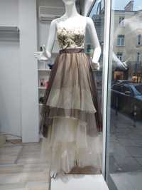 Дълга официална корсетна рокля с тюлена пола