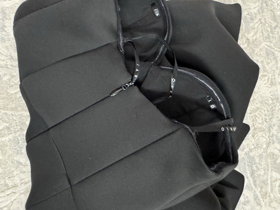 Неопренова рокля