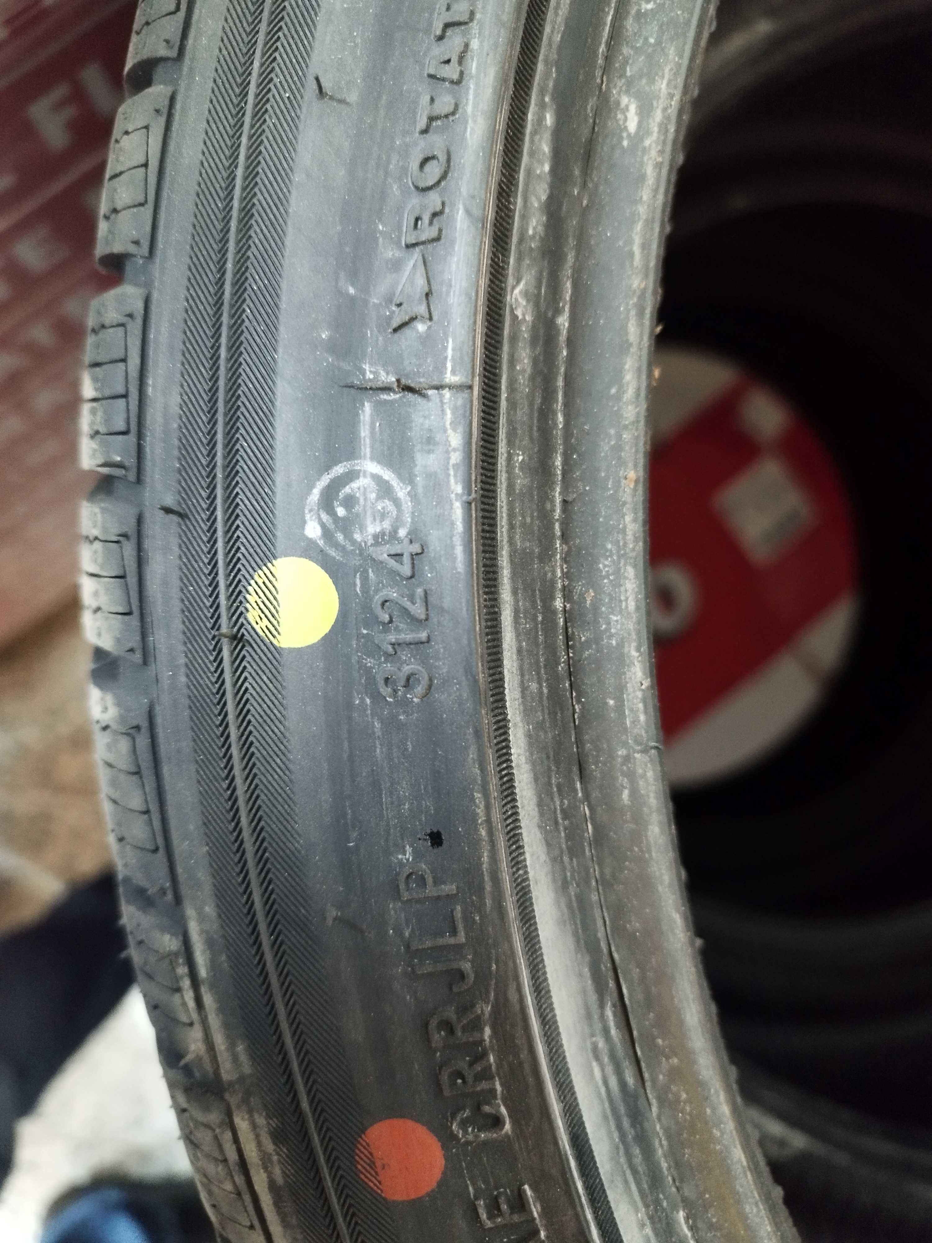 Зимни гуми GRIPMAX 255/35R20