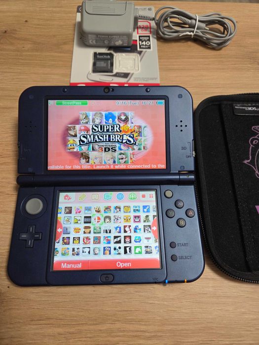 New Nintendo 3ds xl modat 128gb model New Galaxy Style impecabil