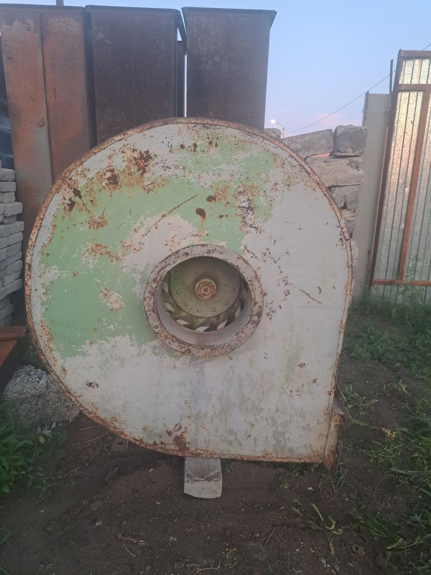 Продам вентилятор