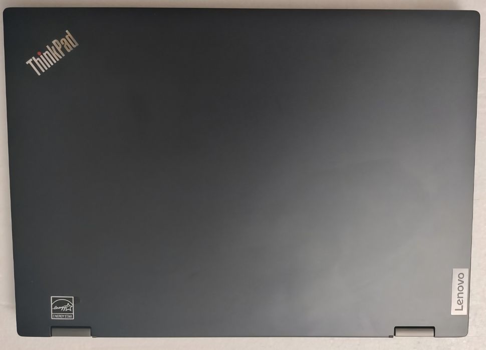 Laptop Lenovo Thinkpad yoga 13.3", 16 GB ddr5, ssd 512, touchscreen,