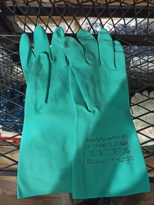 Перчатки химически стойкие "SOLVEX"