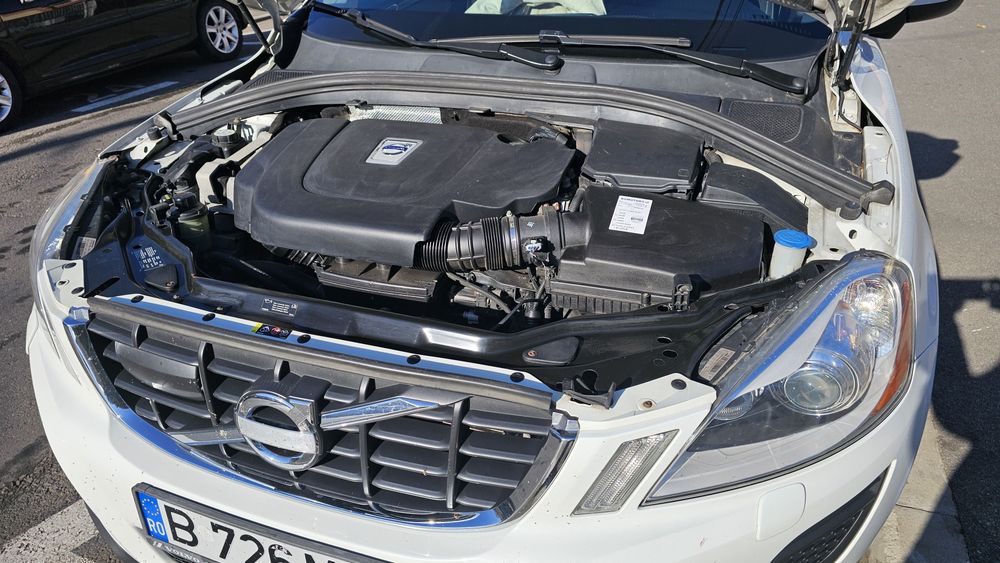 Volvo XC60, 2.4, D5, 215 CP, automat, 4x4, 2012, Distronic, BI-XENON