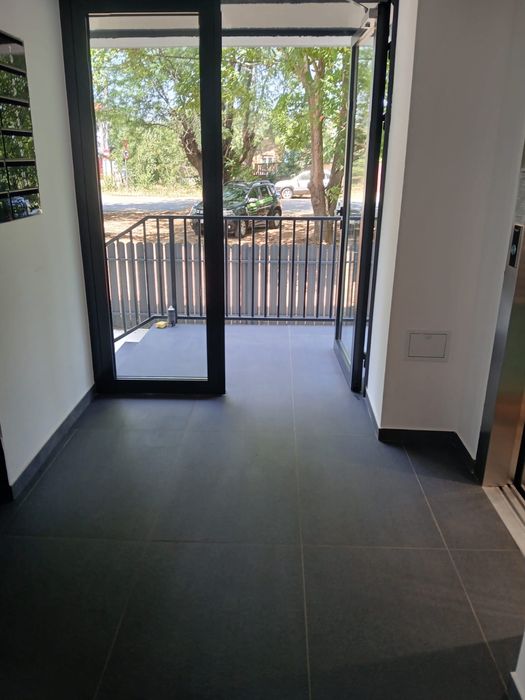 Curatenie scari de bloc