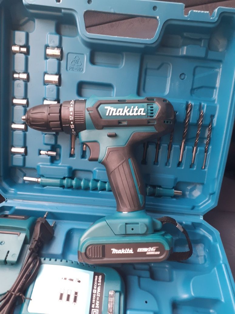 Винтоверт Makita