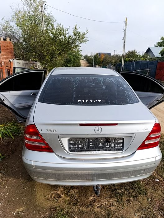 Vând Mercedes Benz