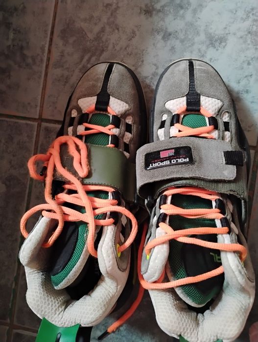 Vând ghete polo sport 600 lei