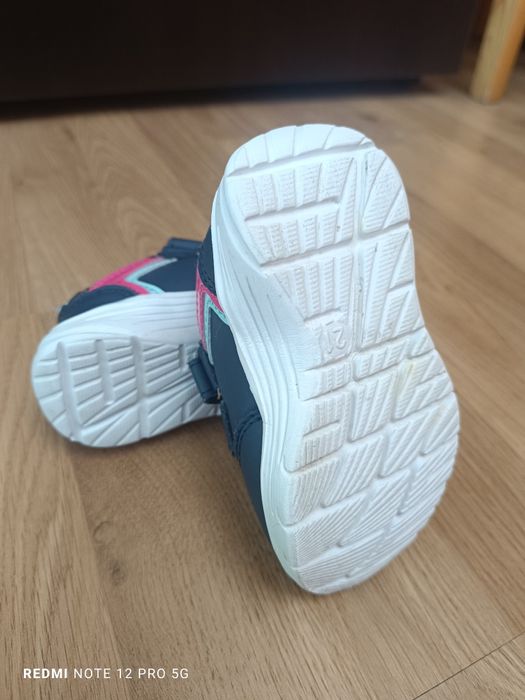 Детски обувки Колев и Колев кожени и маратонки Mat star