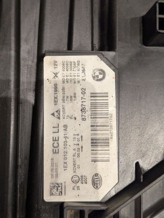 2018 Far STANGA full led adaptiv + Calculatoare BMW f30 2018 / 8738717